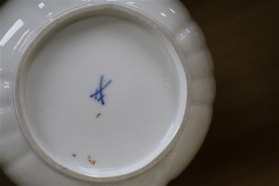 A Meissen jardiniere and an oval dish, early 20th century Dish 33cm length